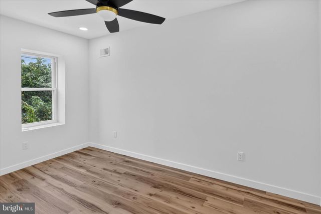5224 BEAUMONT AVE, Philadelphia, PA 19143