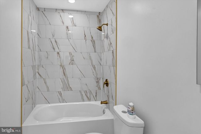 5224 BEAUMONT AVE, Philadelphia, PA 19143