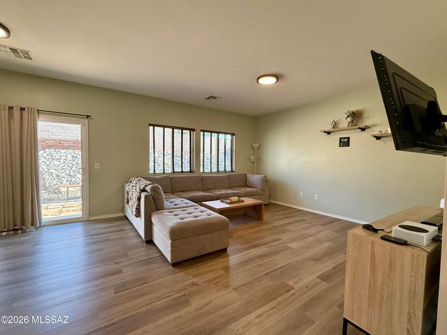 8361 W Screech Owl Drive, Tucson, AZ 85757