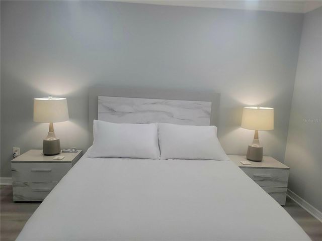 4580 OVERLOOK DRIVE NE 297, St Petersburg, FL 33703