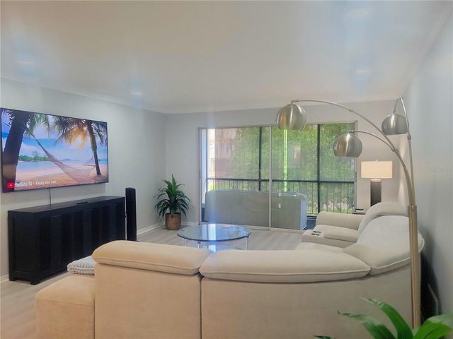 4580 OVERLOOK DRIVE NE 297, St Petersburg, FL 33703