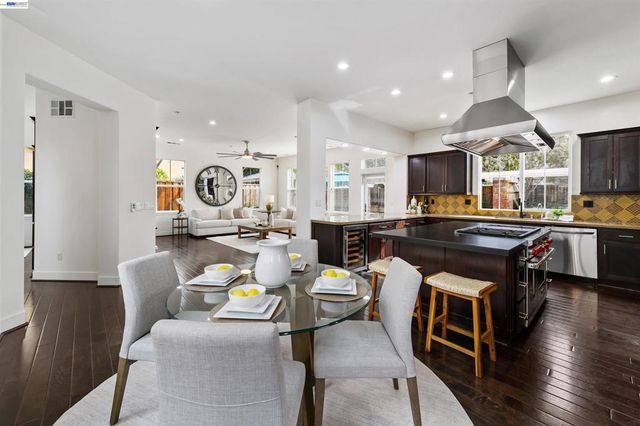 5454 5454 Stockton Loop, Livermore, CA 94550