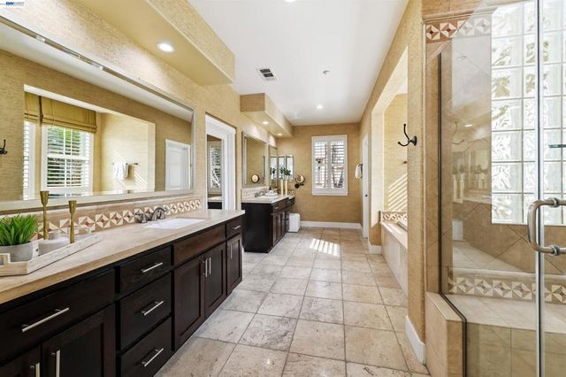 5454 5454 Stockton Loop, Livermore, CA 94550