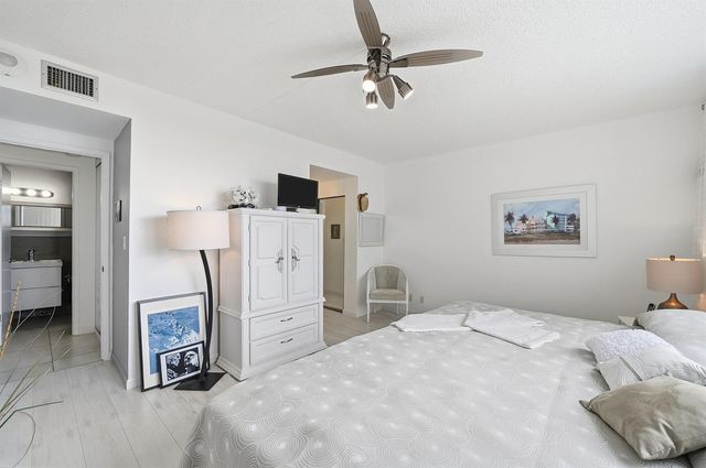 4330 Hillcrest Drive 804, Hollywood, FL 33021