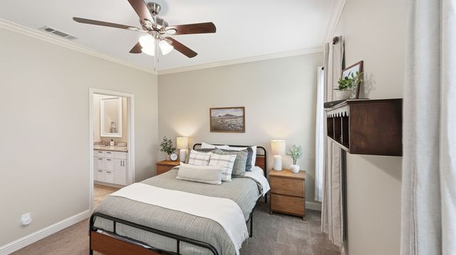 2316 Creekview Drive, Granbury, TX 76048