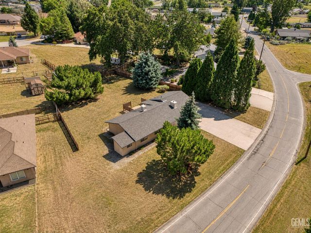 17861 Tanforan Drive, Tehachapi, CA 93561