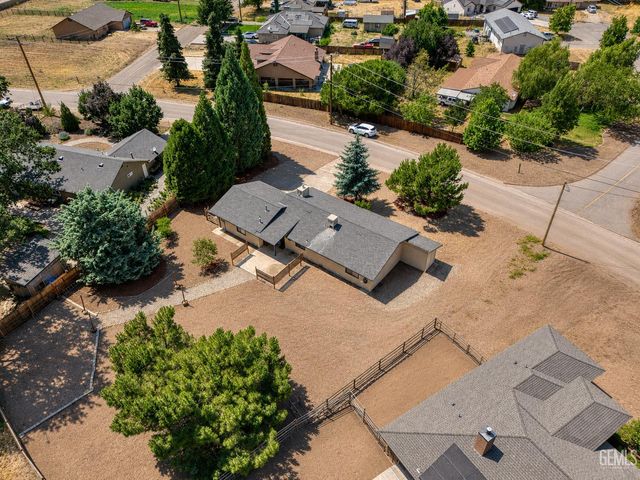 17861 Tanforan Drive, Tehachapi, CA 93561