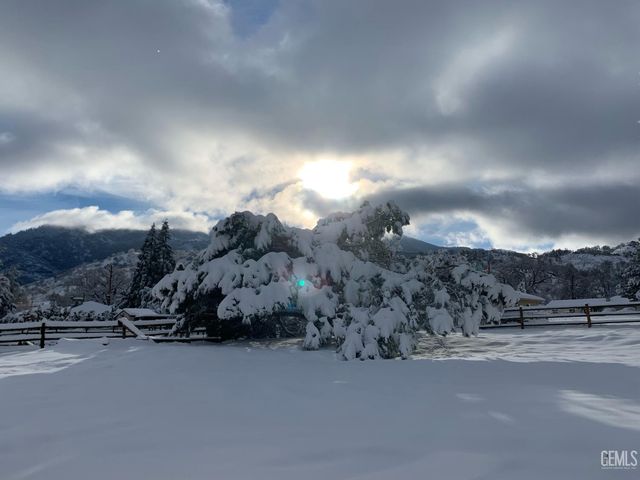 17861 Tanforan Drive, Tehachapi, CA 93561