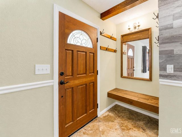 17861 Tanforan Drive, Tehachapi, CA 93561