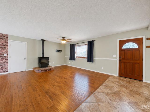 17861 Tanforan Drive, Tehachapi, CA 93561