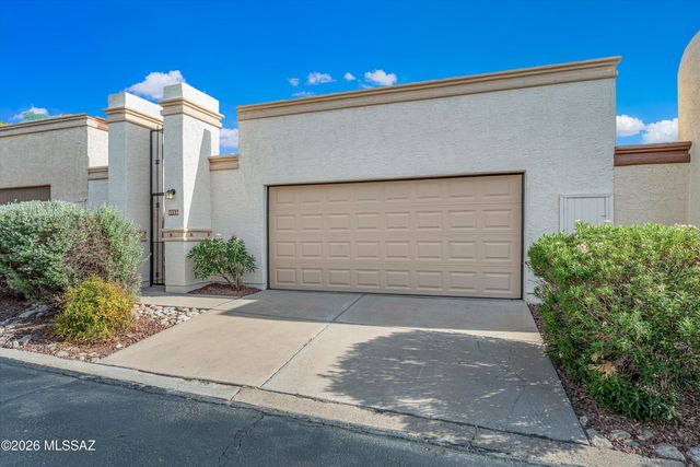4855 W Doria Drive, Tucson, AZ 85742