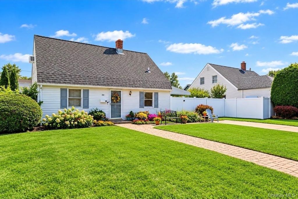 30 Chapel Lane, Levittown, NY 11756
