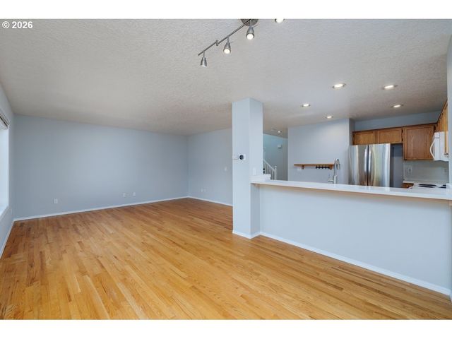 15333 Nw TWOPONDS Dr, Portland, OR 97229