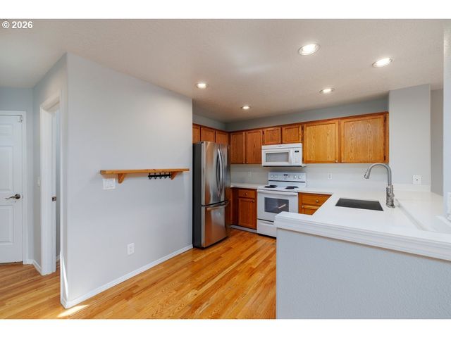 15333 Nw TWOPONDS Dr, Portland, OR 97229