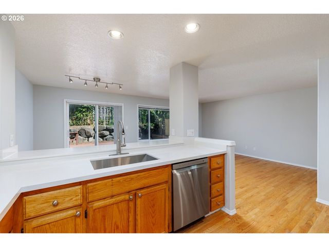 15333 Nw TWOPONDS Dr, Portland, OR 97229