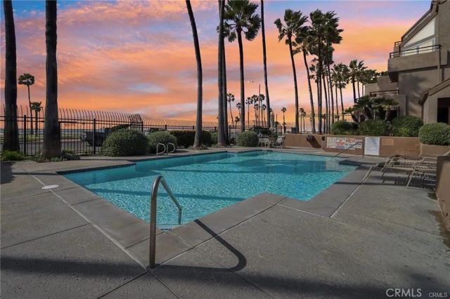 1200 Pacific Coast 230, Huntington Beach, CA 92648