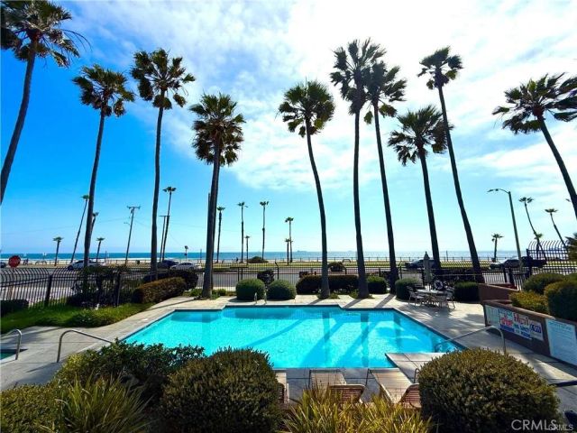 1200 Pacific Coast 230, Huntington Beach, CA 92648