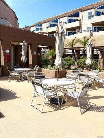 1200 Pacific Coast 230, Huntington Beach, CA 92648
