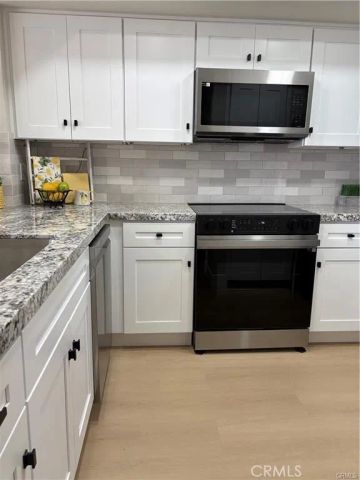 1200 Pacific Coast 230, Huntington Beach, CA 92648