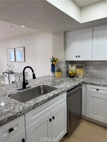 1200 Pacific Coast 230, Huntington Beach, CA 92648