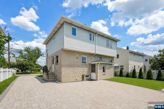 22 Trudy Drive, Lodi, NJ 07644