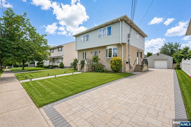 22 Trudy Drive, Lodi, NJ 07644
