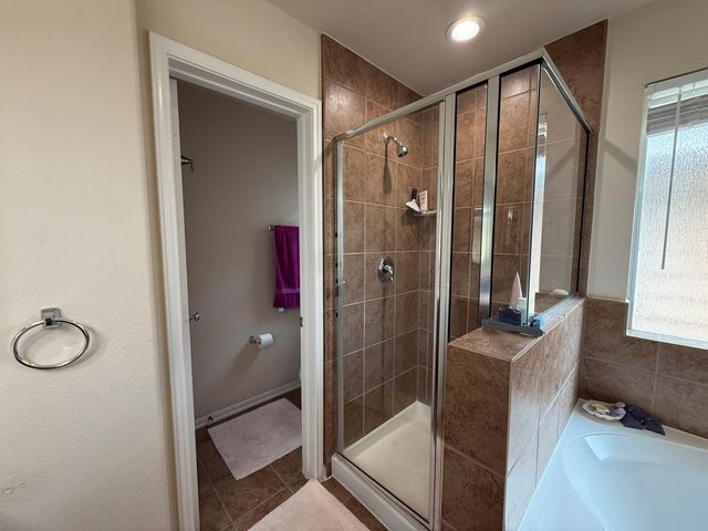6431 Wilshire Fern, Houston, TX 77040