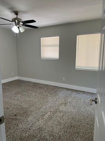 2102 Delaware Avenue, Fort Pierce, FL 34950