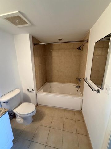 19501 W Country Club Drive 1814, Aventura, FL 33180