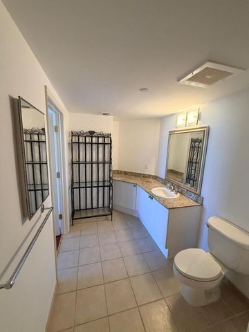 19501 W Country Club Drive 1814, Aventura, FL 33180