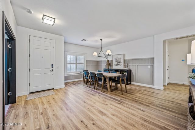 1121 E POWELL Way, Chandler, AZ 85249