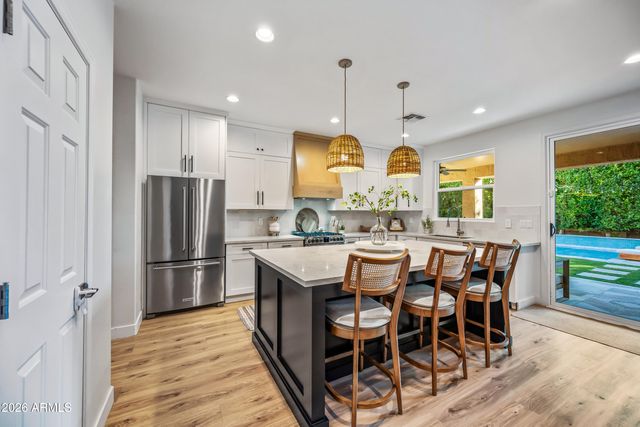 1121 E POWELL Way, Chandler, AZ 85249