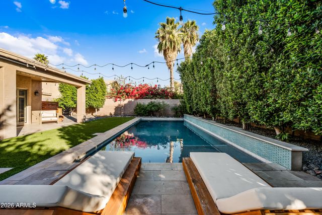 1121 E POWELL Way, Chandler, AZ 85249