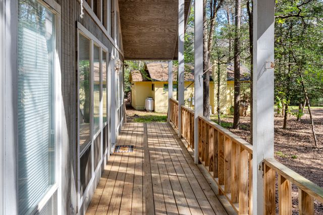159 Cherrywood Lane, Holly Lake Ranch, TX 75765