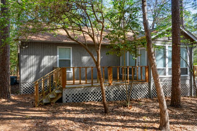 159 Cherrywood Lane, Holly Lake Ranch, TX 75765