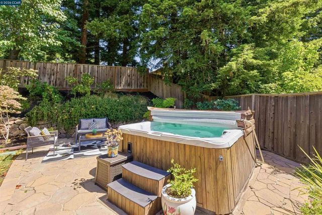130 Summerfield St, Danville, CA 94506