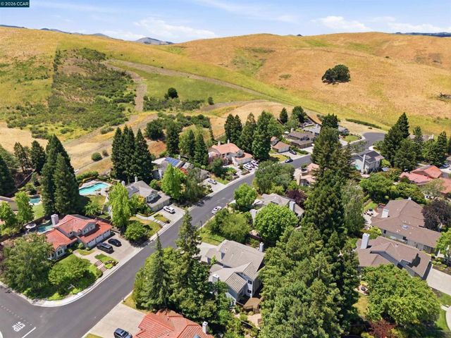 130 Summerfield St, Danville, CA 94506