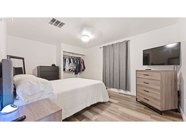 15758 Se HIGHWAY 224 85, Damascus, OR 97089