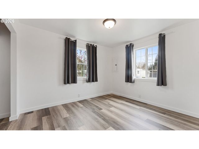 15758 Se HIGHWAY 224 85, Damascus, OR 97089