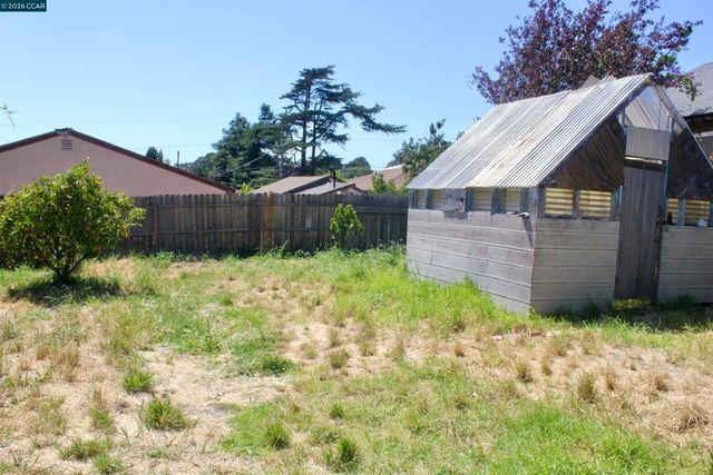 715 Santa Maria Rd, El Sobrante, CA 94803