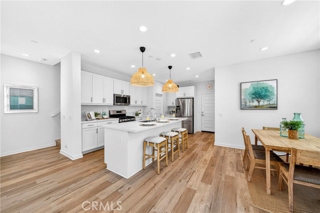 586 S Motif Street, Anaheim, CA 92805