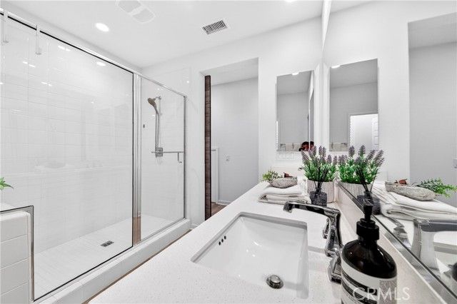 586 S Motif Street, Anaheim, CA 92805