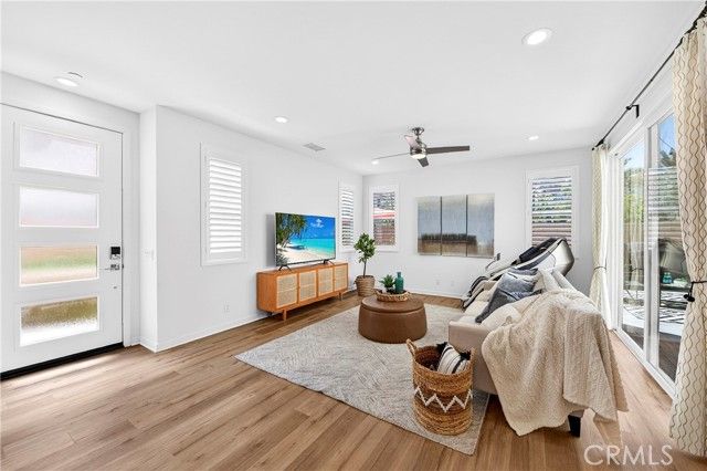 586 S Motif Street, Anaheim, CA 92805