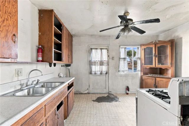 7191 Kuhl, Commerce, CA 90040