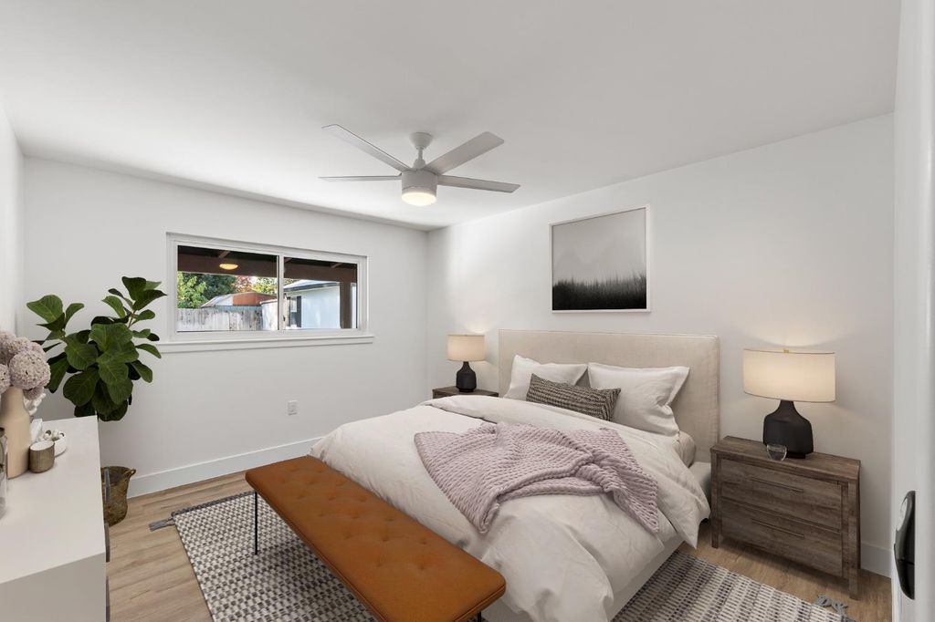 Image 14 of property listing at 5657 N Colonial Avenue, Fresno, CA 93704