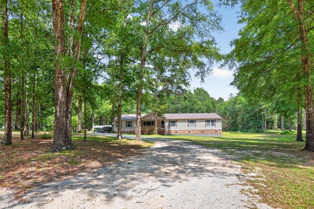 1222 Birch Drive, Summerton, SC 29148