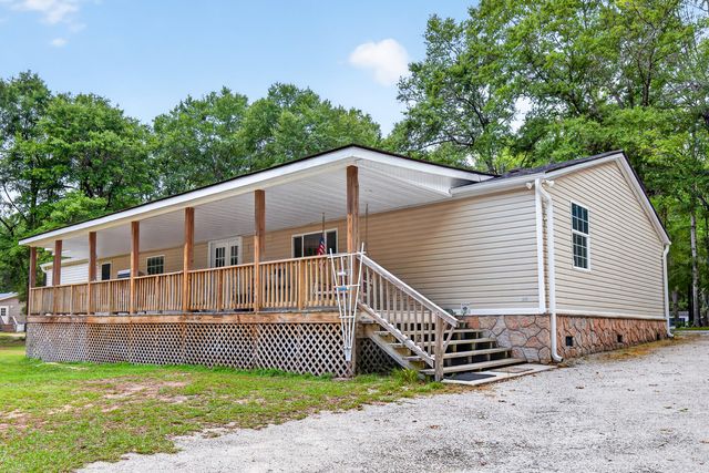 1222 Birch Drive, Summerton, SC 29148