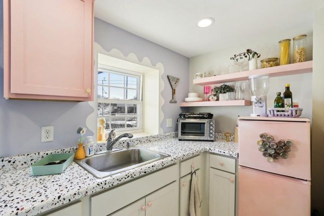 608 N Grandview Boulevard, Waukesha, WI 53188