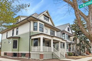 3902 N Hamilton Avenue, Chicago, IL 60618