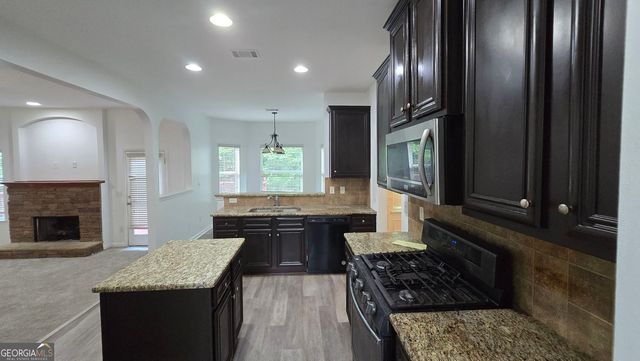 60 Torero Trail, Newnan, GA 30263